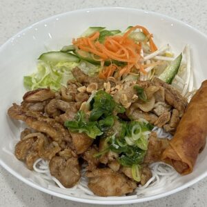 Bun 3 Mau - 3 Color - Contains Peanuts